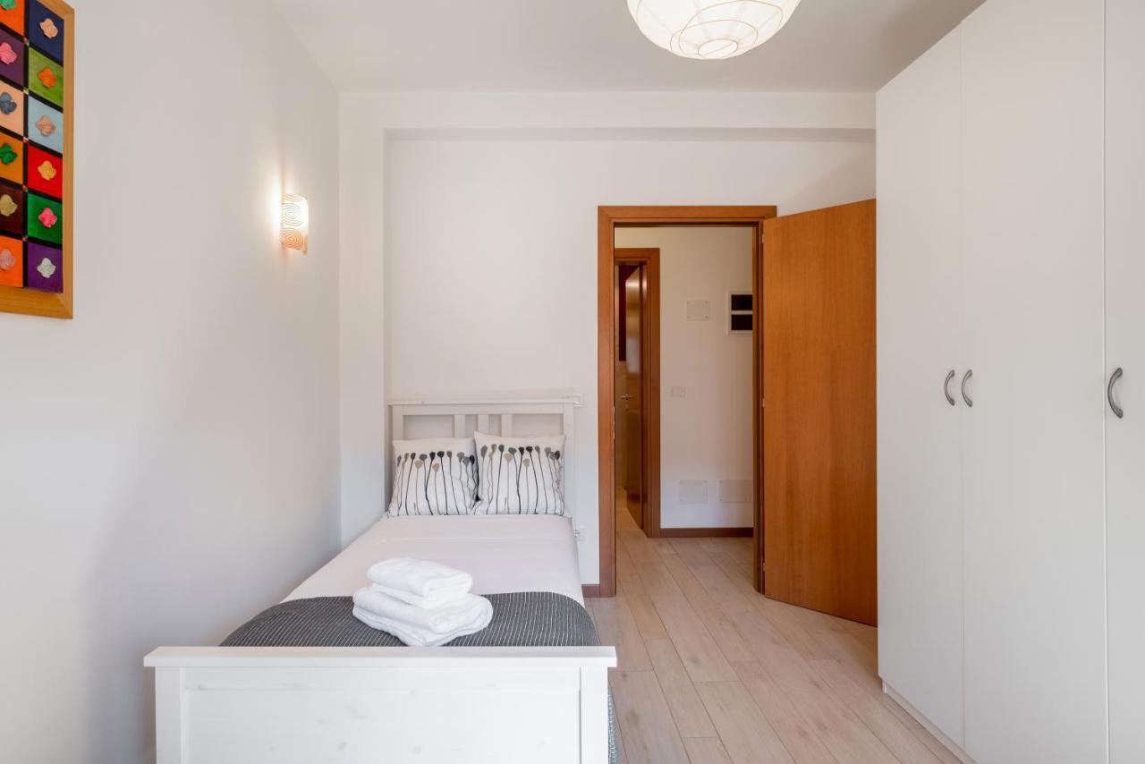 Santa Rita Roomy Apartments Padova Bagian luar foto