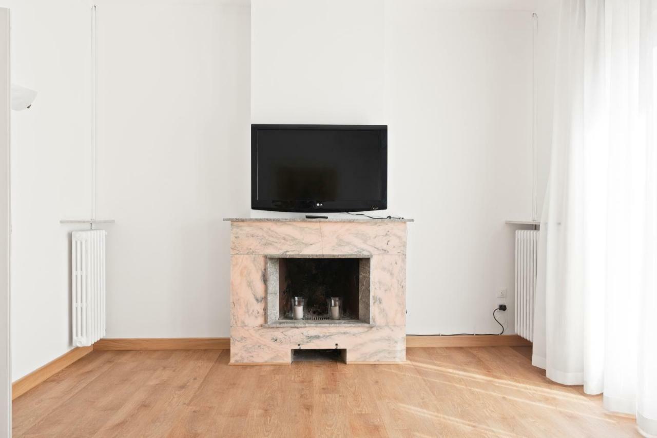 Santa Rita Roomy Apartments Padova Bagian luar foto